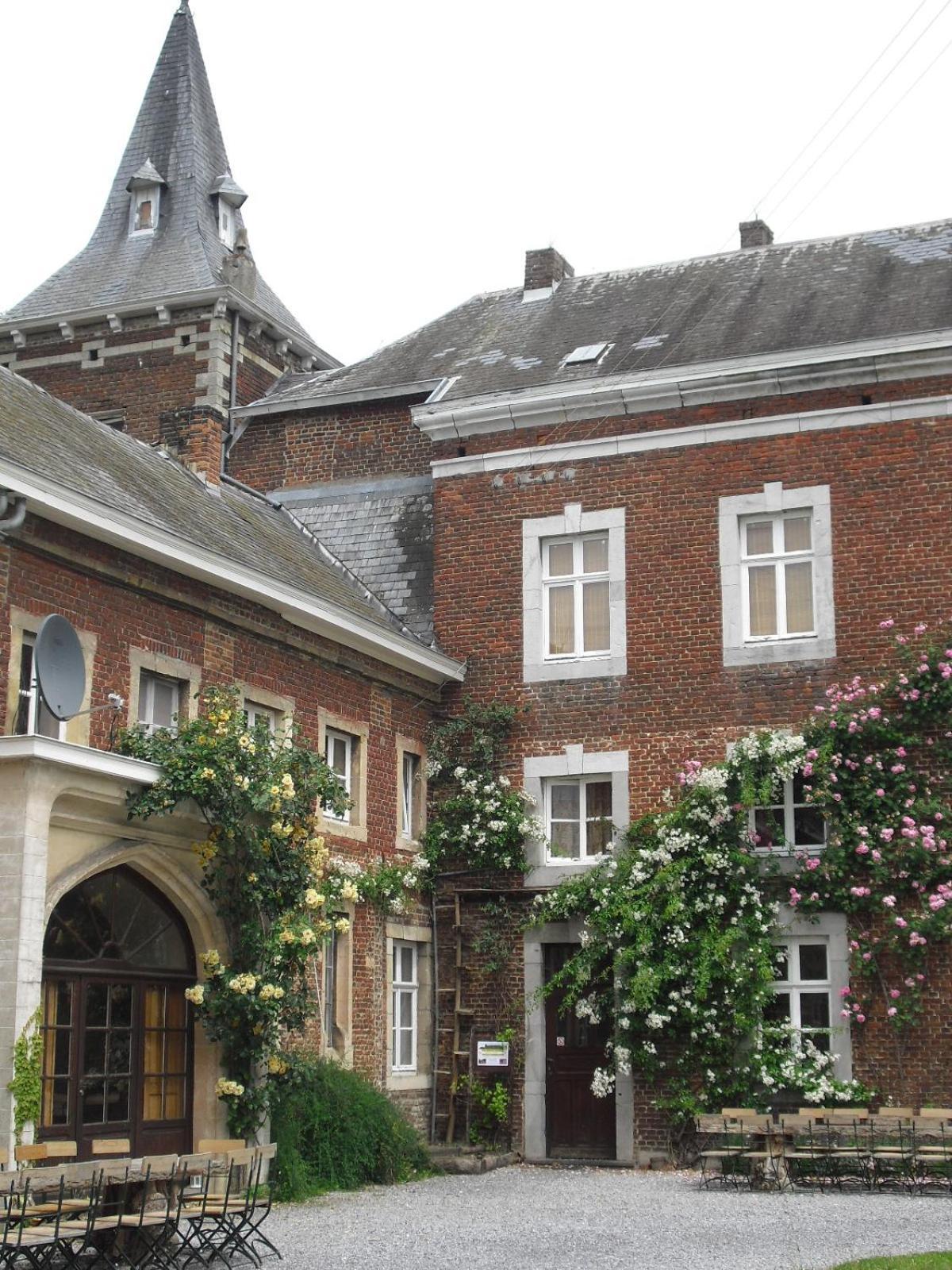 Kasteel Nieuwenhoven Apartamento Sint-Truiden Exterior foto